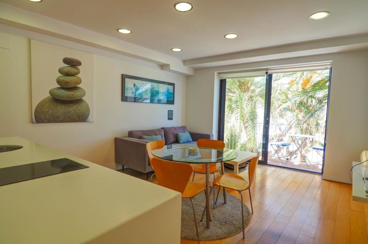 Port Alegre Attic By Hello Homes Сиджес Экстерьер фото